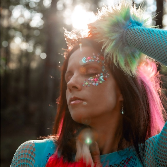 Meet your Posher, Raven - Picture 13 of 16